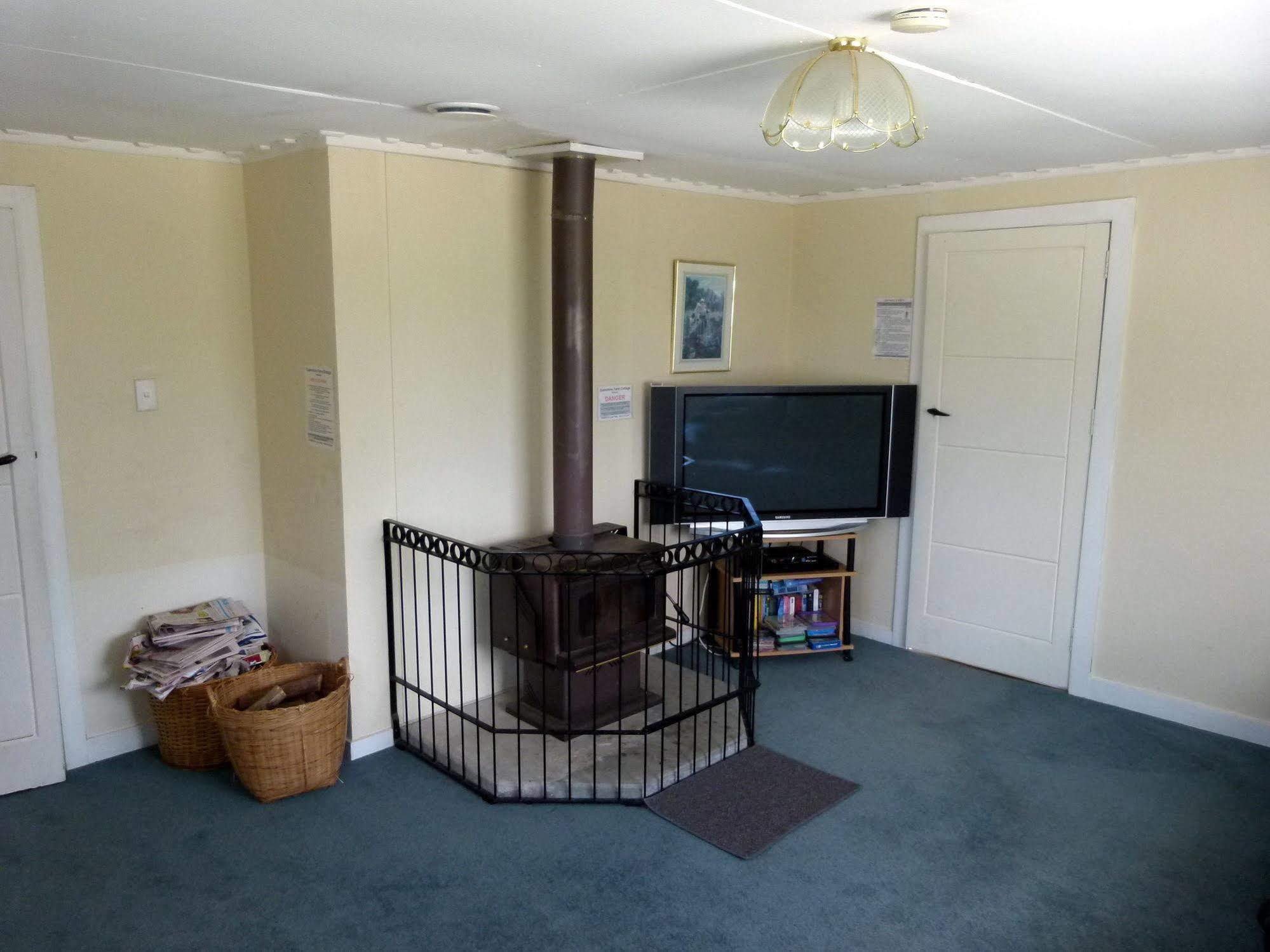 Wacky Stays - Unique Farm-Stay Glamping Rentals, Free Animal Feeding Tours Kaikoura Eksteriør billede