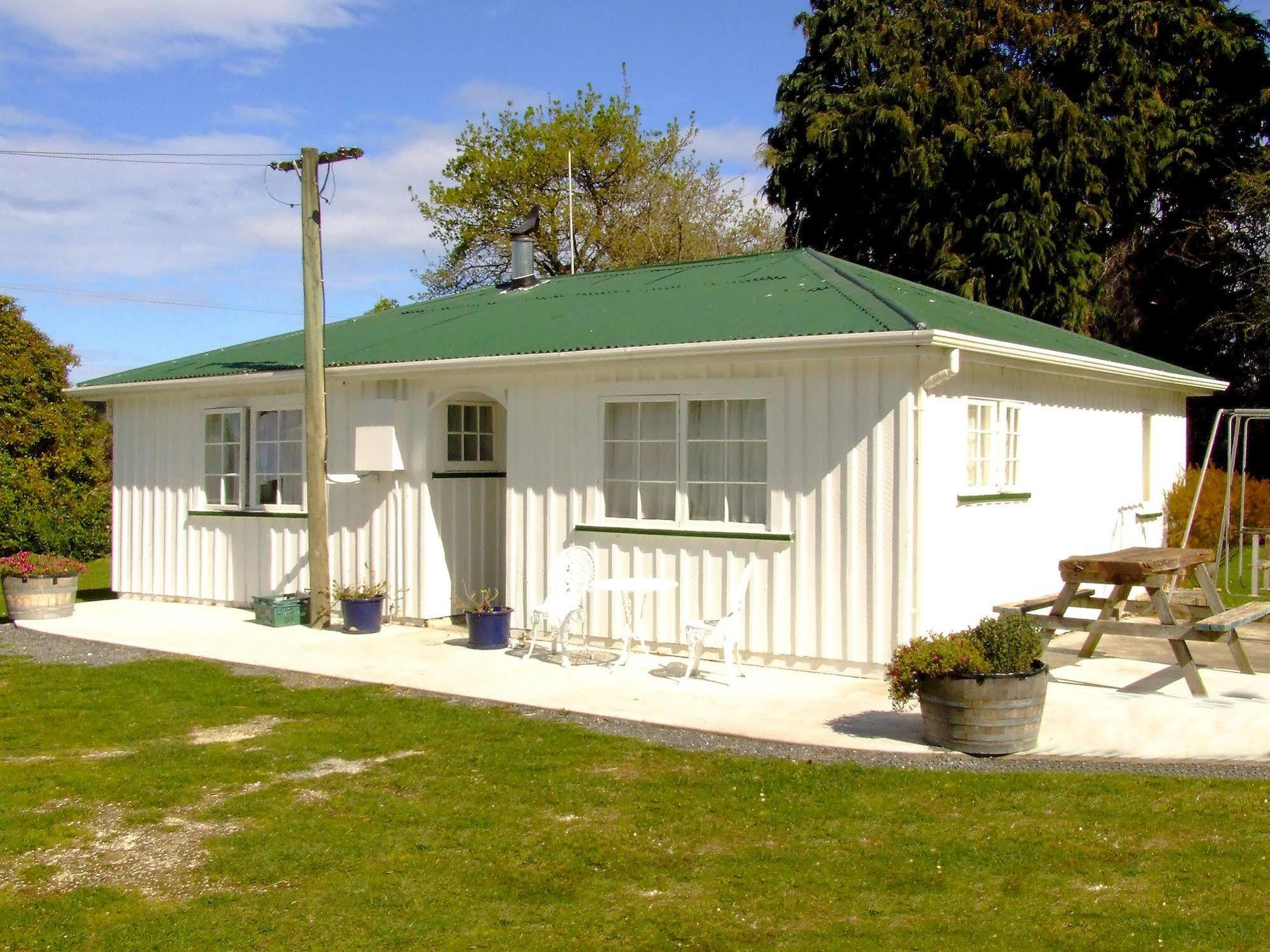 Wacky Stays - Unique Farm-Stay Glamping Rentals, Free Animal Feeding Tours Kaikoura Eksteriør billede