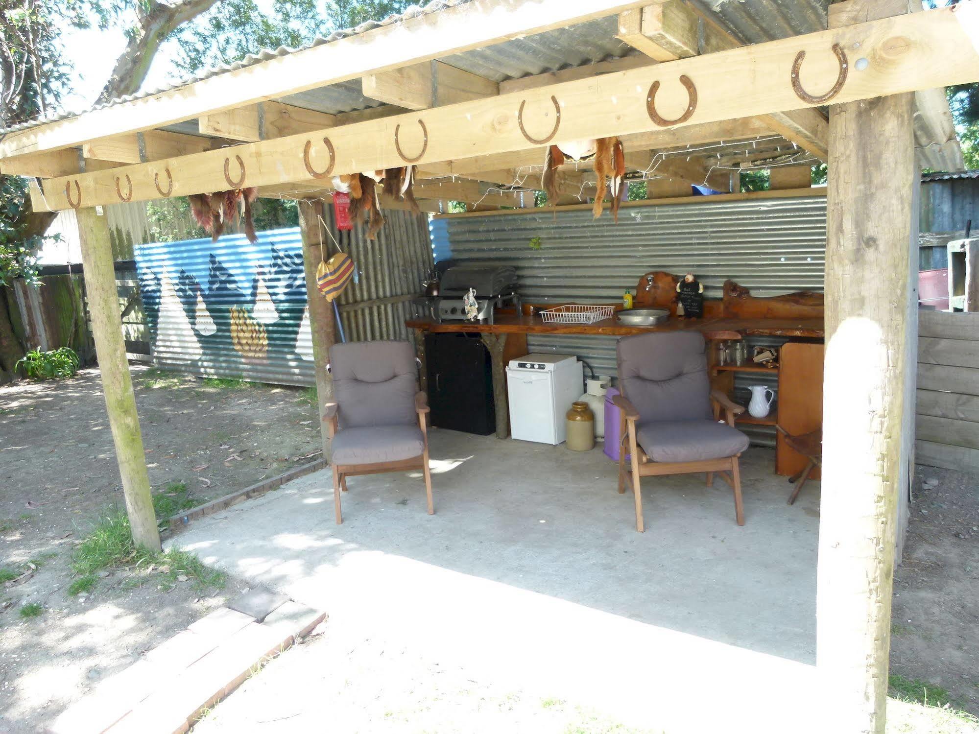 Wacky Stays - Unique Farm-Stay Glamping Rentals, Free Animal Feeding Tours Kaikoura Eksteriør billede